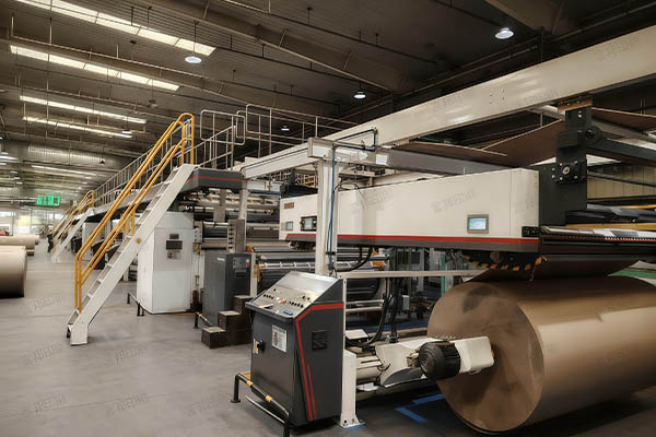 Heavy-Duty Corrugated Box Packaging Is Widely Used In The Photovoltaic Industry