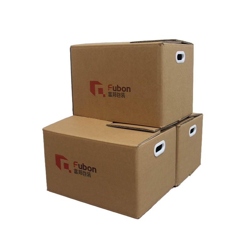 How Can You Maximize Space Efficiency When Loading Moving Boxes?